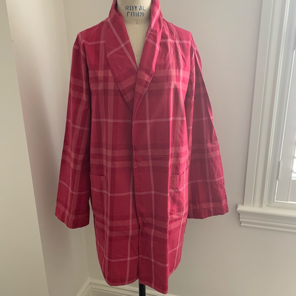 Red Burberry summer bath robe, with belt to do up
